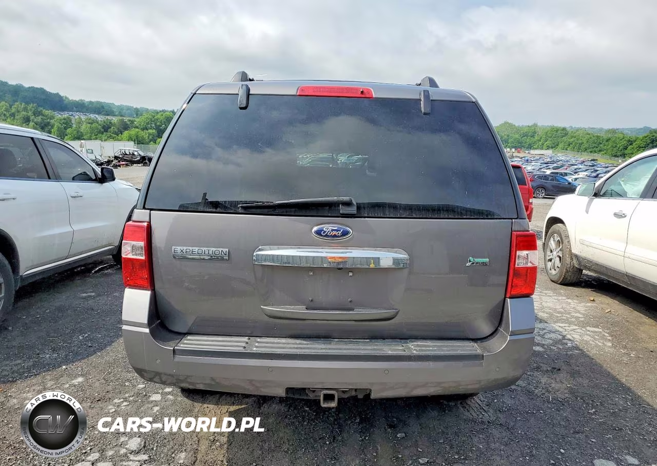 2013 Ford Expedition Limited VIN:1FMJU2A54DEF63362 - 6
