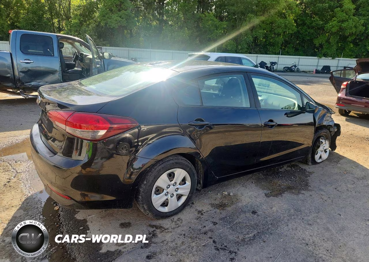 2017 Kia Forte Lx VIN:3KPFK4A77HE126124 - 3