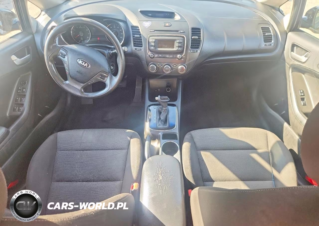 2017 Kia Forte Lx VIN:3KPFK4A77HE126124 - 8