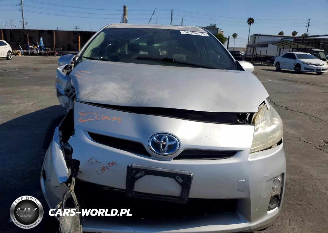2011 Toyota Prius Three VIN:JTDKN3DU6B1414843 - 5