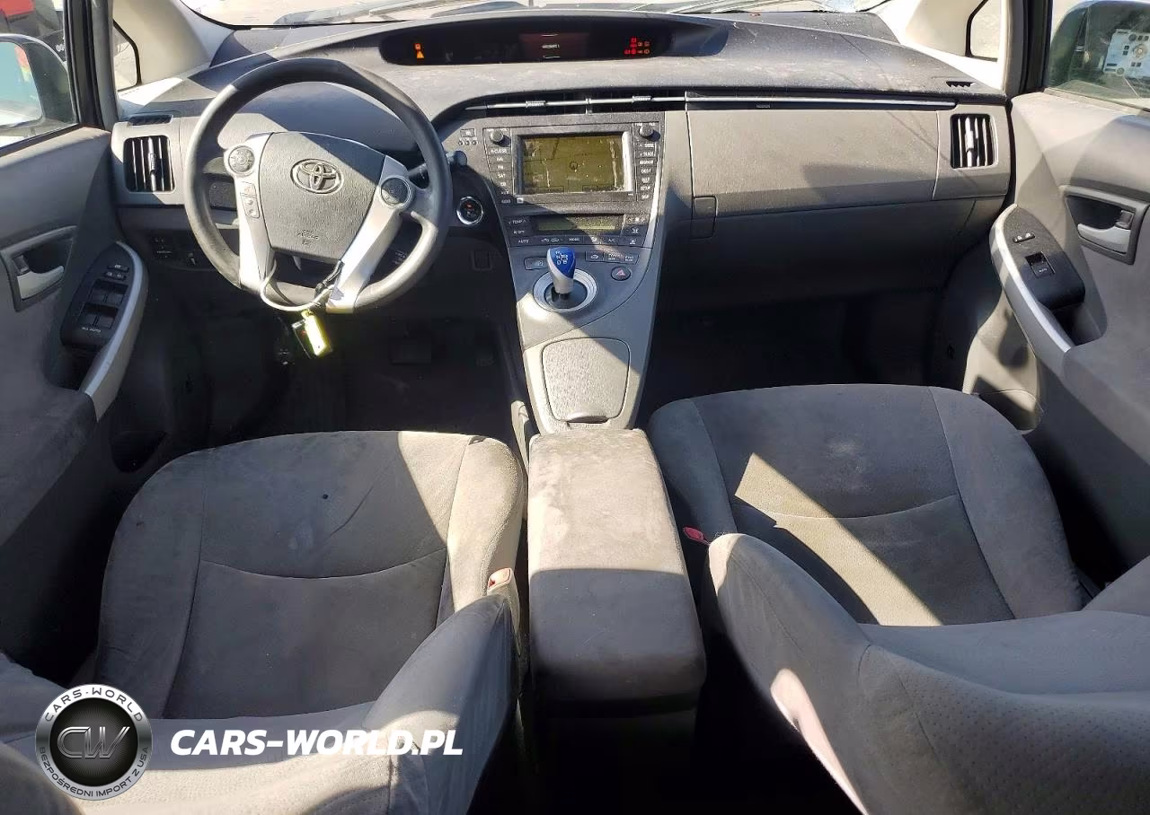 2011 Toyota Prius Three VIN:JTDKN3DU6B1414843 - 8