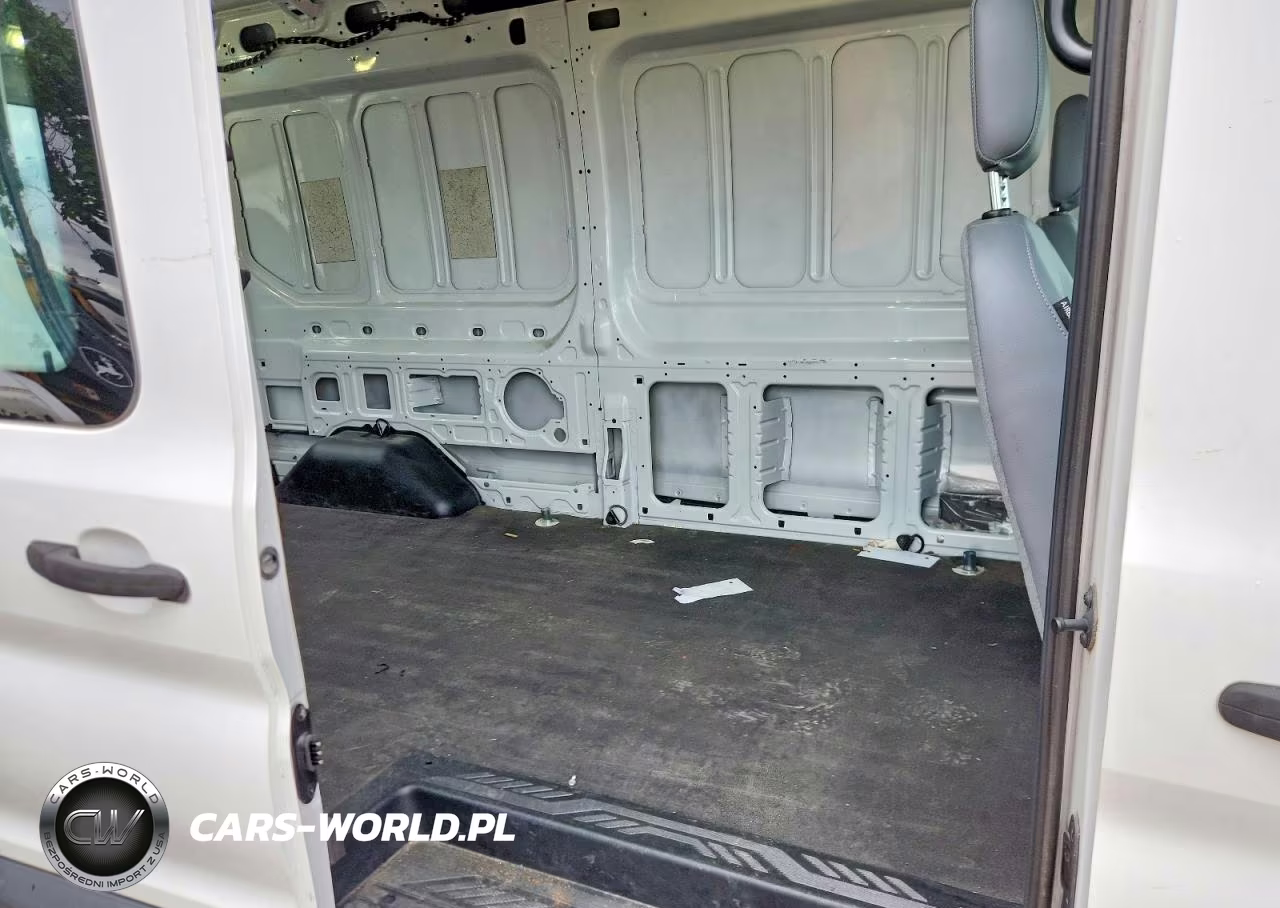 2017 Ford Transit T-250 VIN:1FTYR2CMXHKA45837 - 11