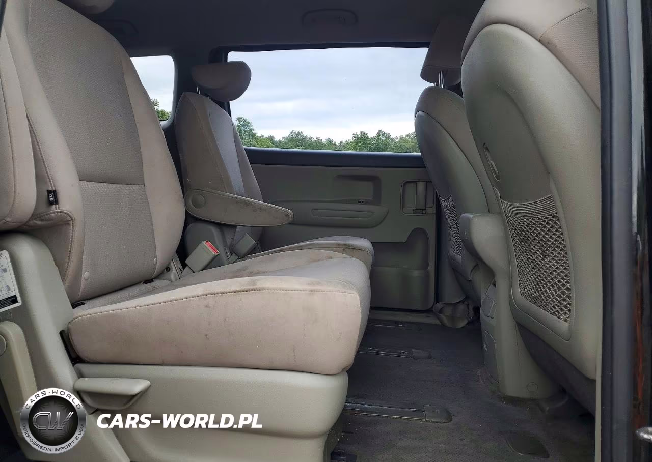 2016 Kia Sedona L VIN:KNDMA5C18G6149974 - 11