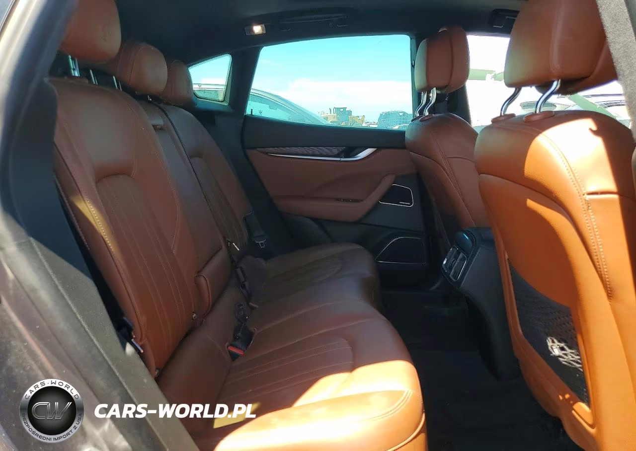 2019 Maserati Levante VIN:ZN661XUA5KX322564 - 10