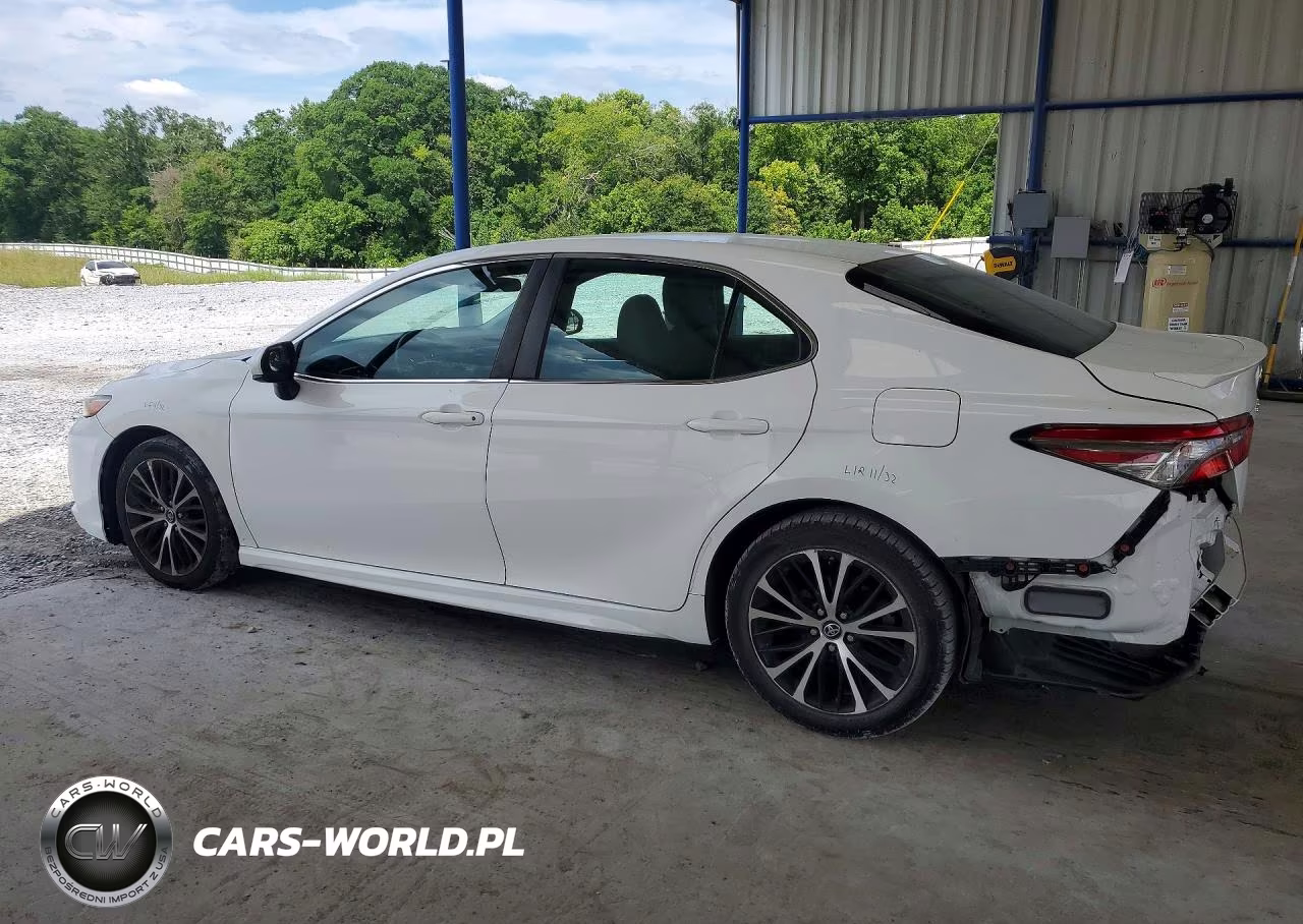 2018 Toyota Camry Se VIN:4T1B11HK5JU676970 - 2