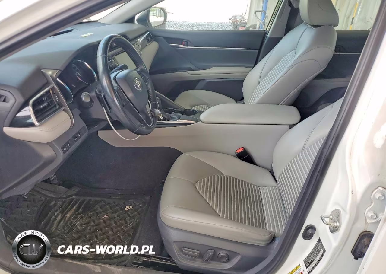 2018 Toyota Camry Se VIN:4T1B11HK5JU676970 - 7