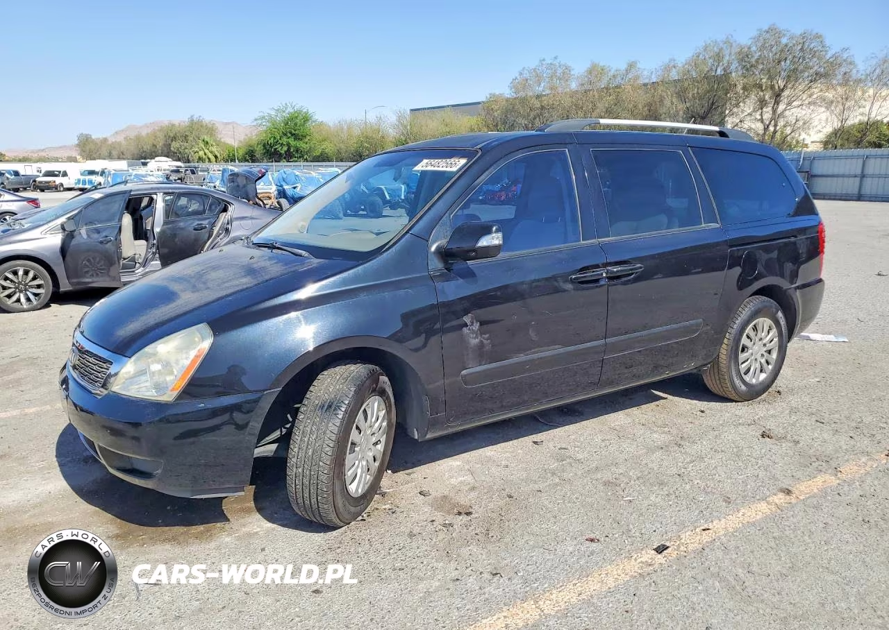 2012 Kia Sedona Lx
