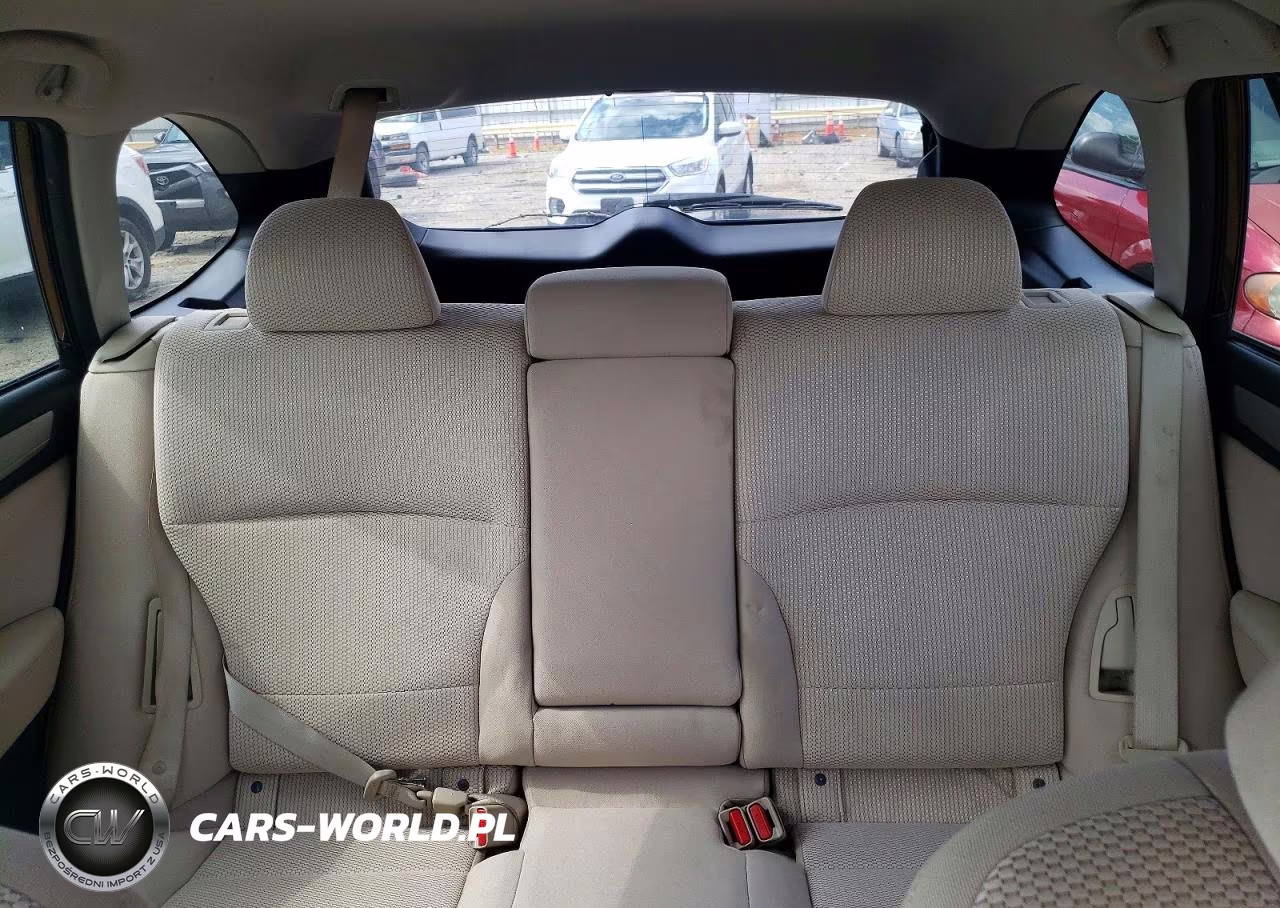 2019 Subaru Outback 2.5I Premium VIN:4S4BSAFCXK3356270 - 10