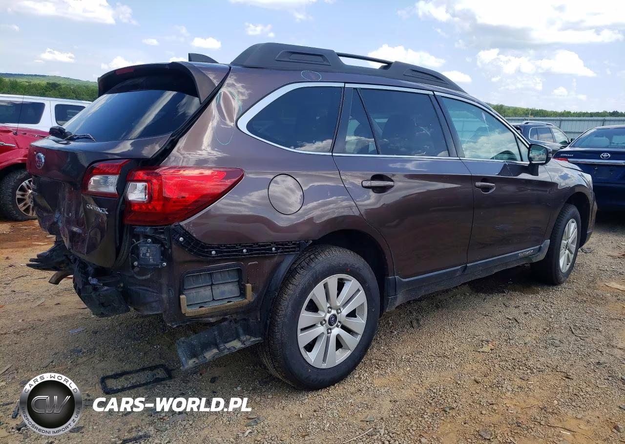 2019 Subaru Outback 2.5I Premium VIN:4S4BSAFCXK3356270 - 3