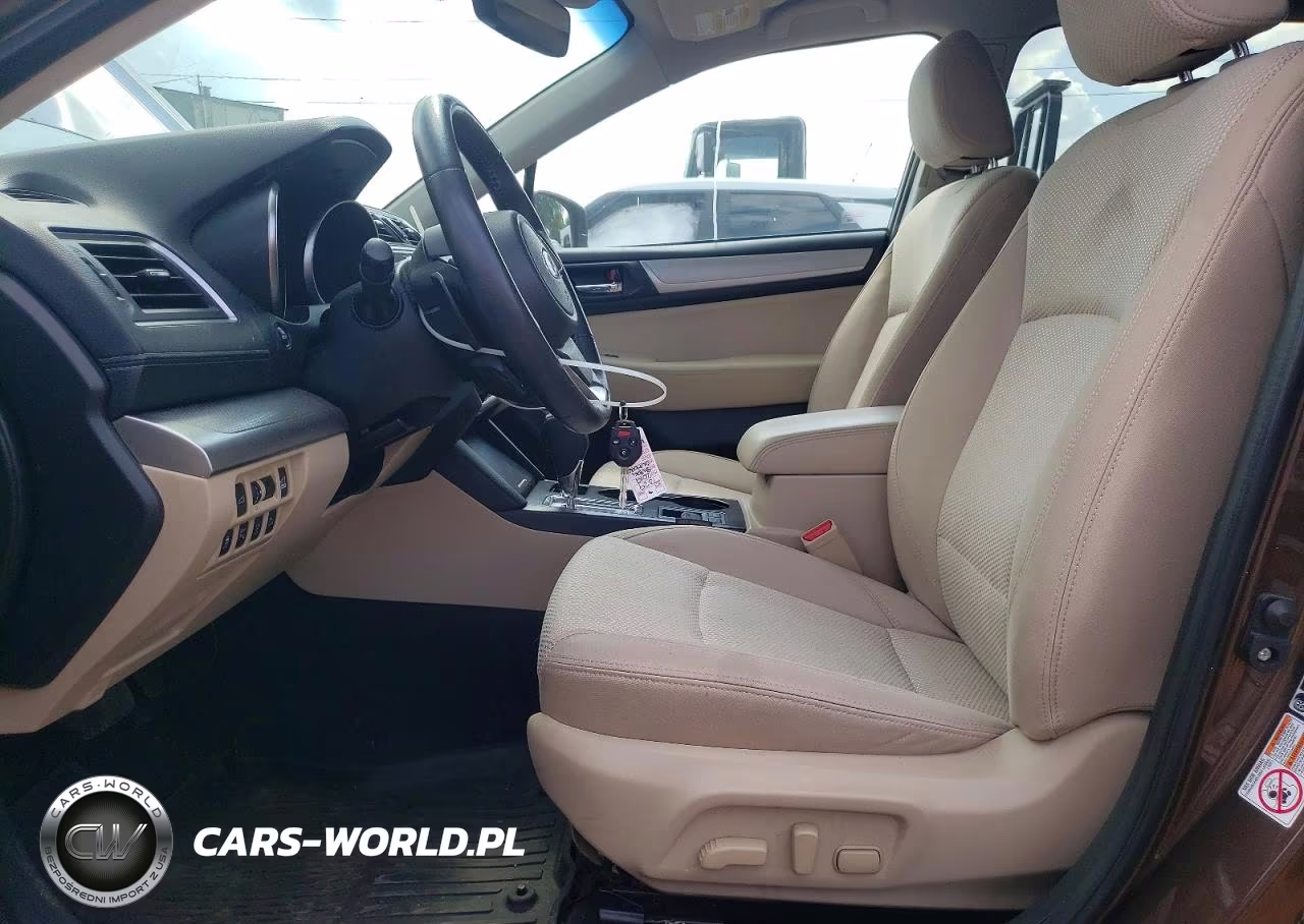 2019 Subaru Outback 2.5I Premium VIN:4S4BSAFCXK3356270 - 7