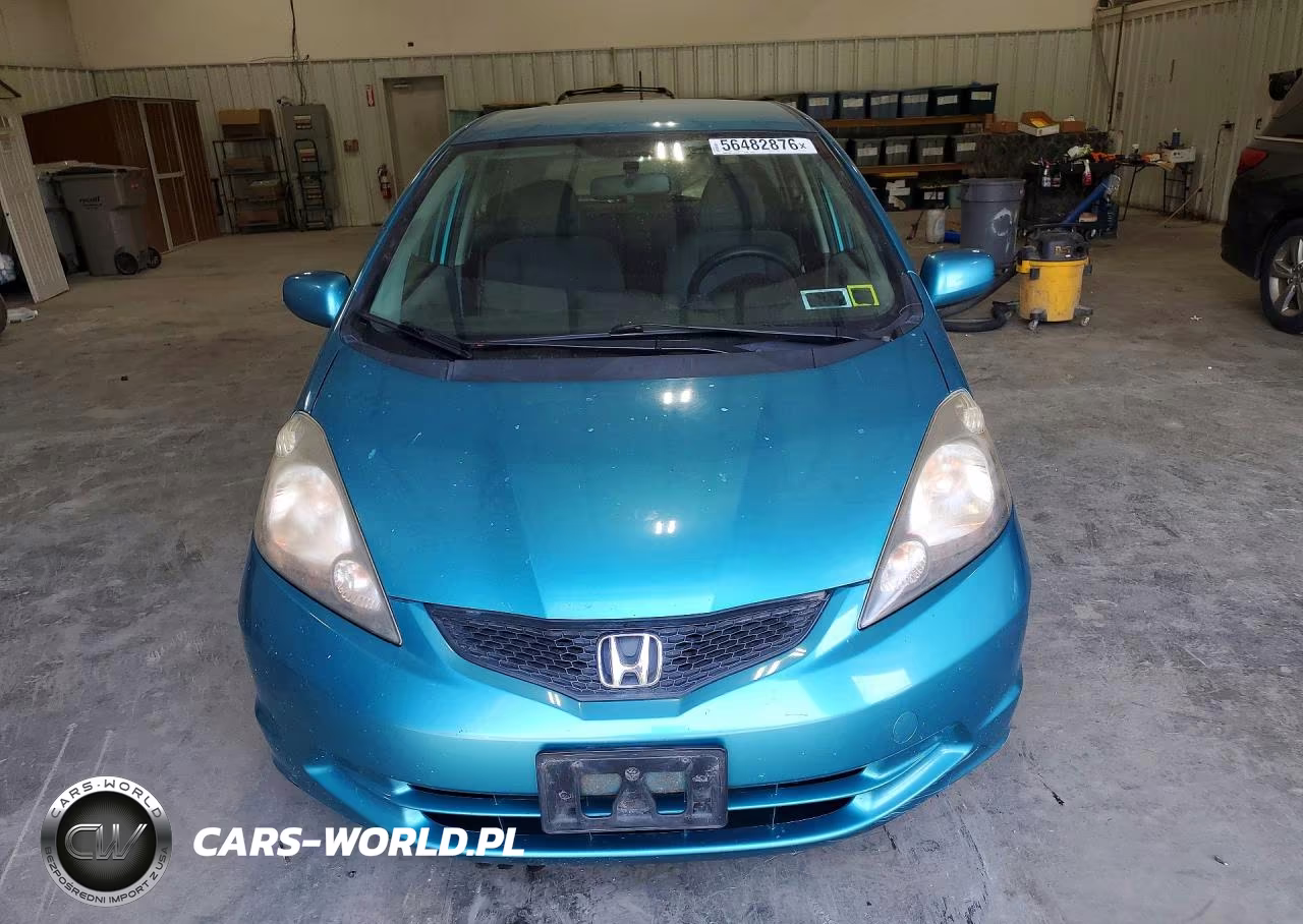 2012 Honda Fit VIN:JHMGE8G30CC003870 - 5