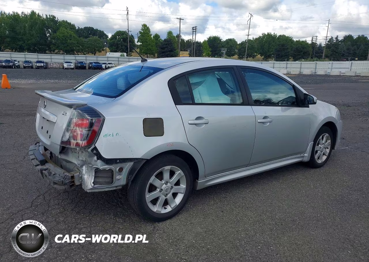 2010 Nissan Sentra 2.0 VIN:3N1AB6AP0AL690966 - 3