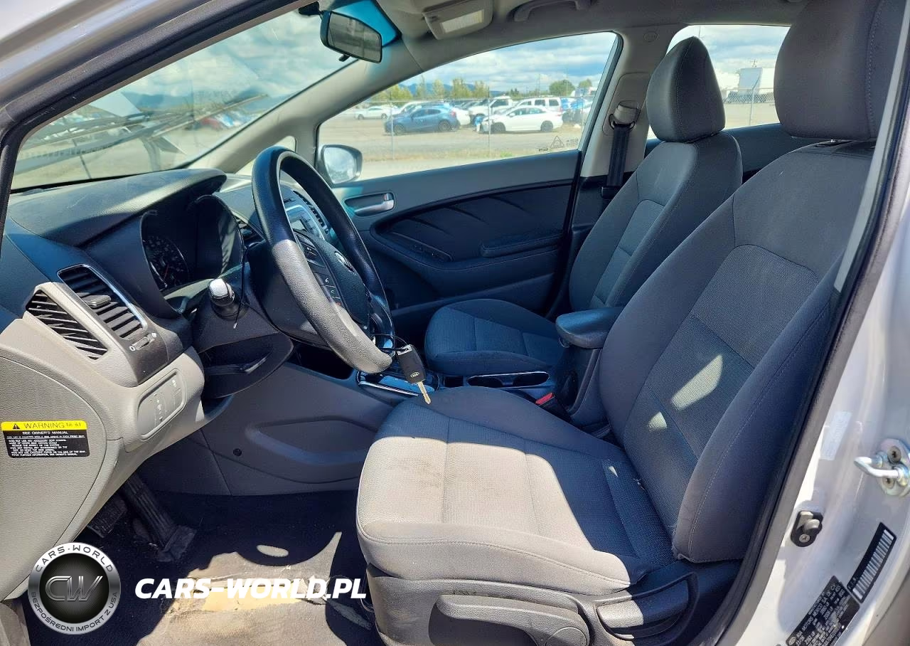 2017 Kia Forte Lx VIN:3KPFK4A70HE090213 - 7