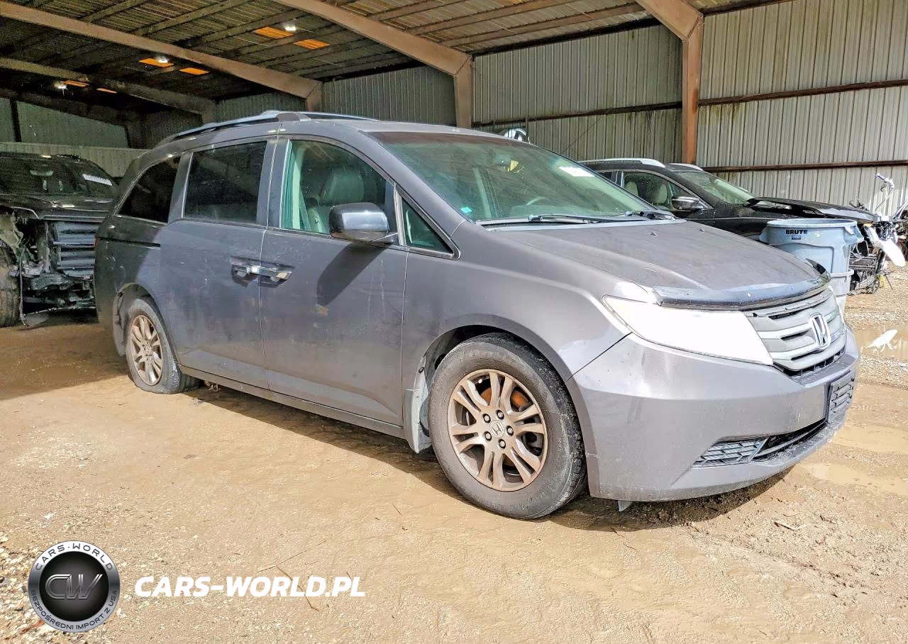 2013 Honda Odyssey Exl VIN:5FNRL5H61DB016316 - 4