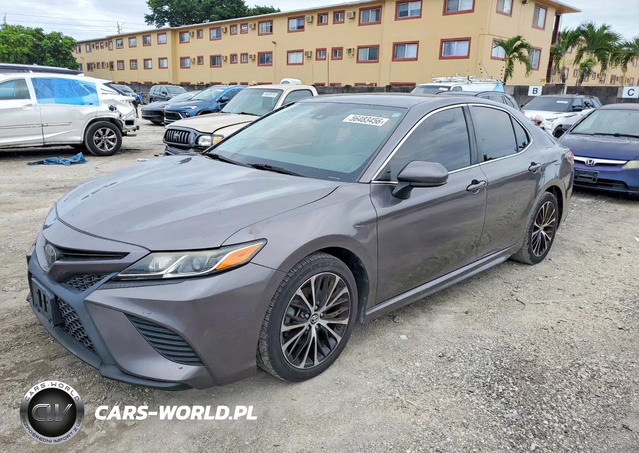 2019 Toyota Camry Se – zdjęcie 1 z 13