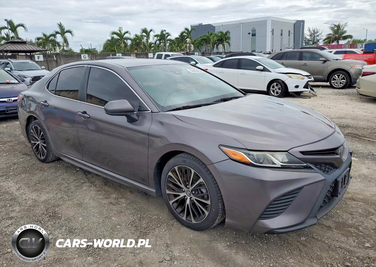 2019 Toyota Camry Se VIN:4T1B11HK2KU230910 - 4