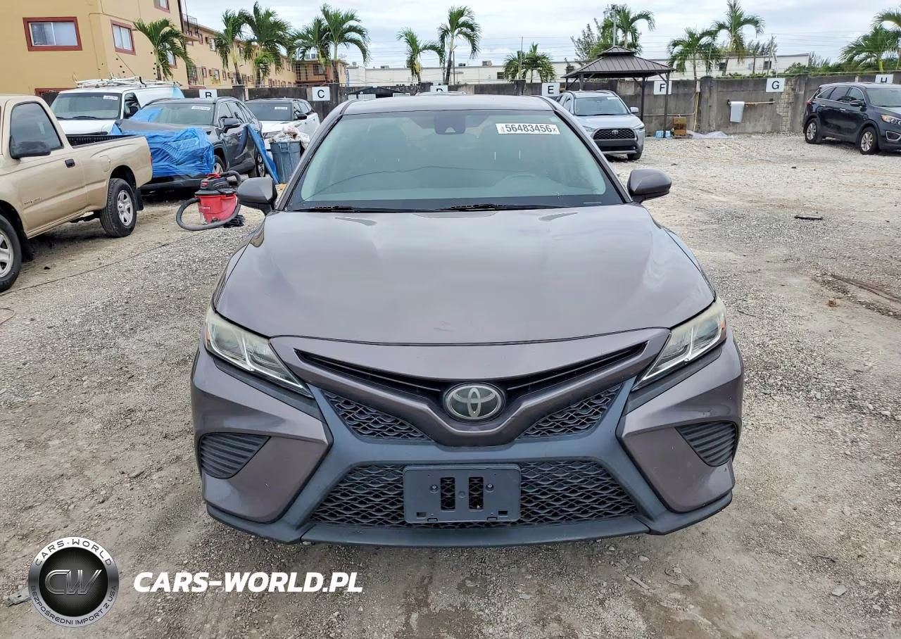 2019 Toyota Camry Se VIN:4T1B11HK2KU230910 - 5