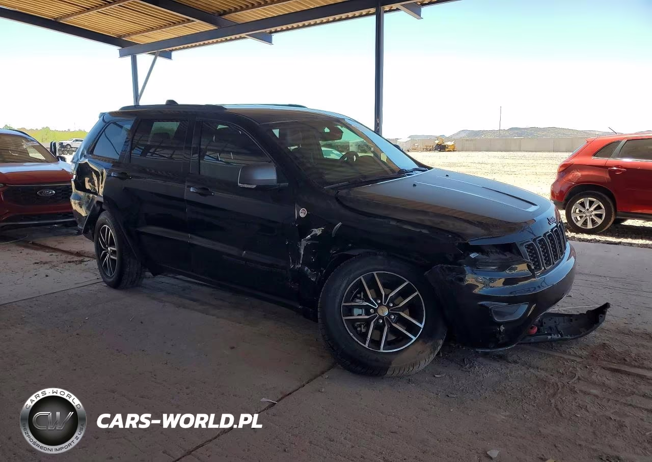 2018 Jeep Grand Cherokee Trailhawk VIN:1C4RJFLG1JC478427 - 4