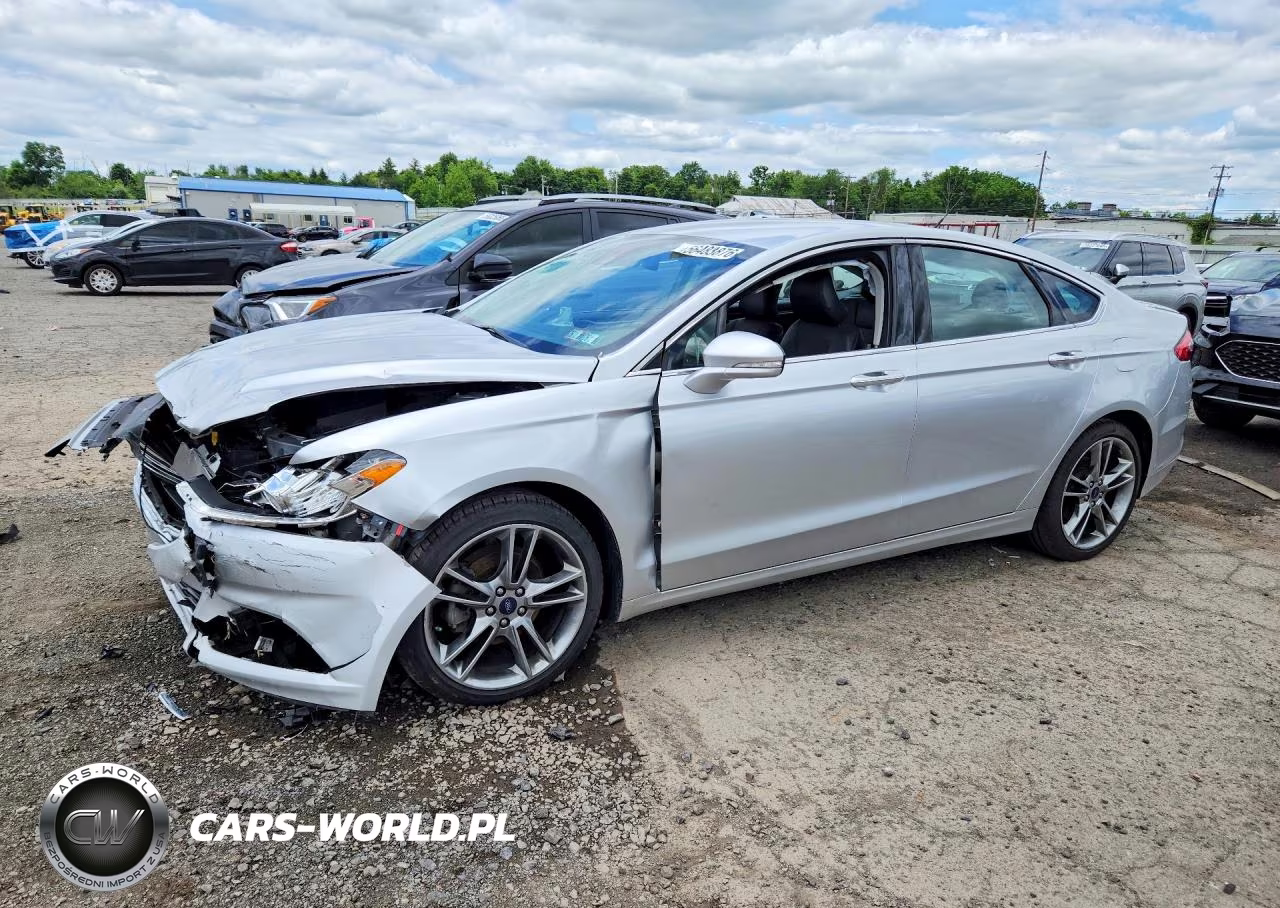 2016 Ford Fusion Titanium – zdjęcie 1 z 12