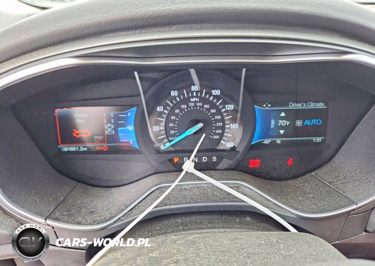 2016 Ford Fusion Titanium VIN:3FA6P0K96GR100069 - 9