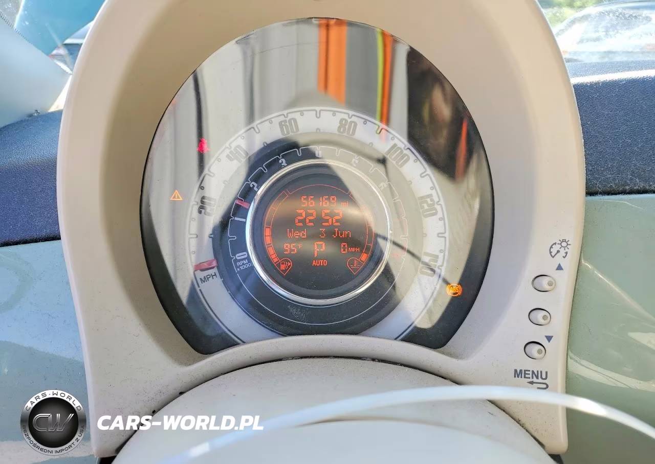 2013 Fiat 500 Lounge VIN:3C3CFFCR8DT515995 - 9