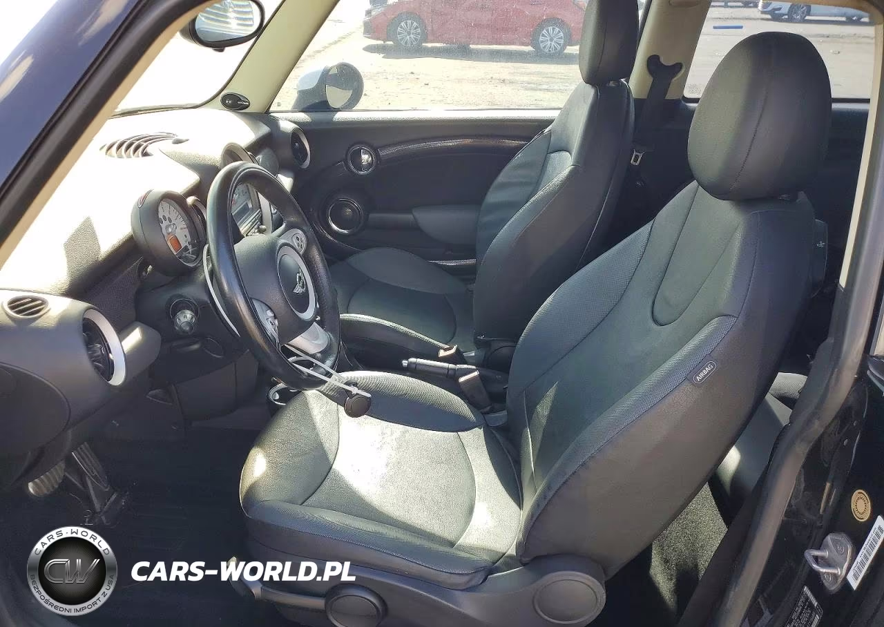 2011 Mini Cooper S VIN:WMWSV3C55BTY13688 - 7