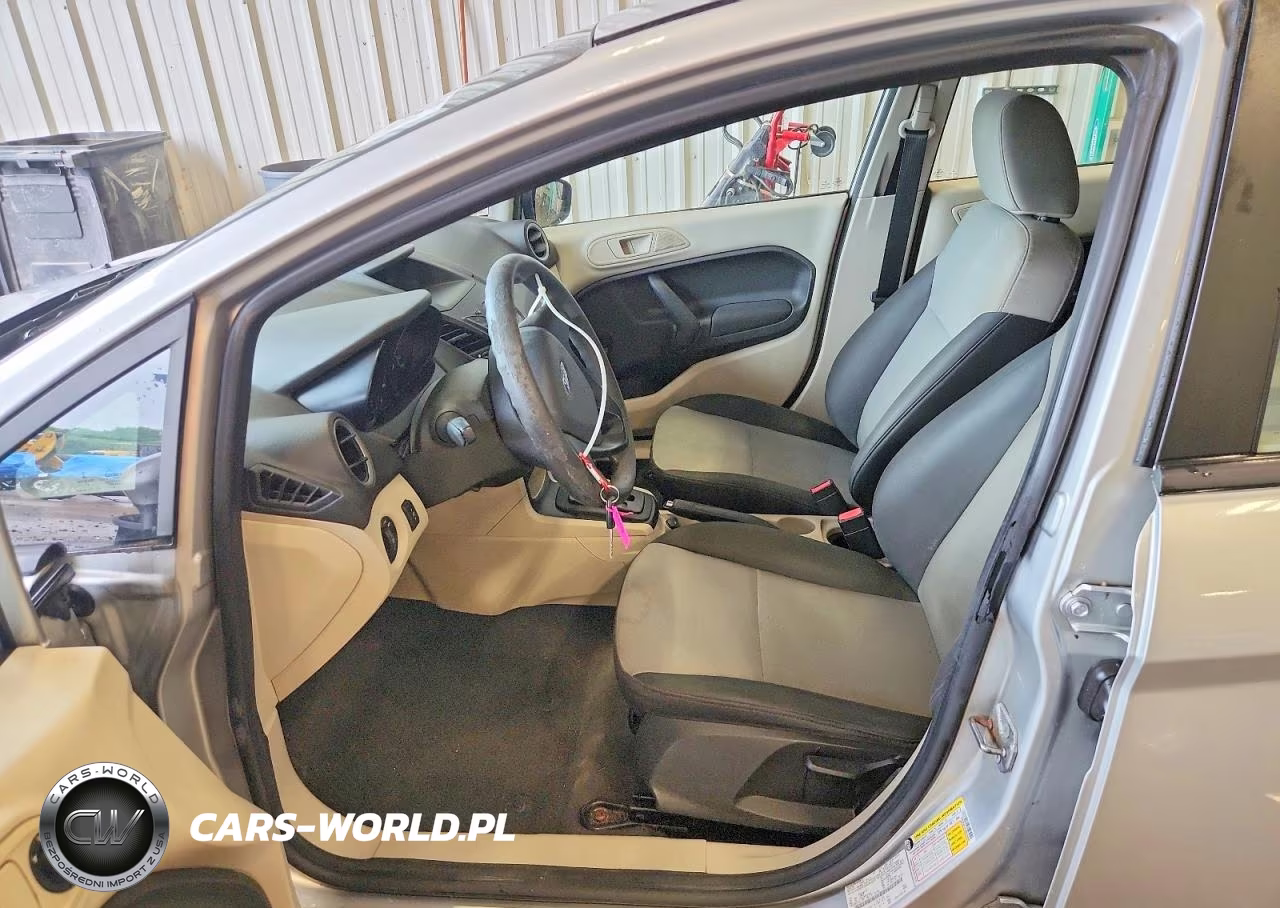 2013 Ford Fiesta S VIN:3FADP4AJ7DM224483 - 7
