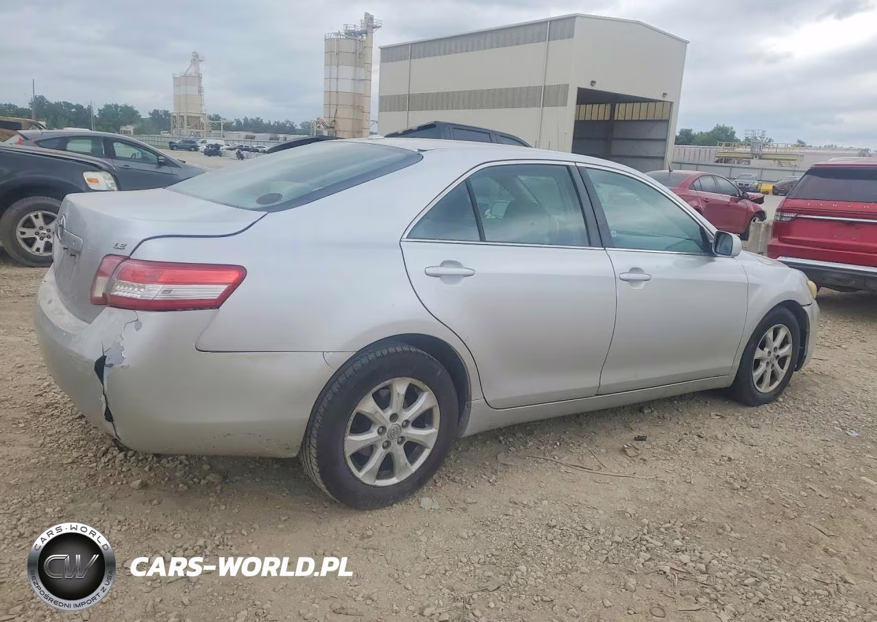 2011 Toyota Camry Le VIN:4T1BF3EK2BU617393 - 3
