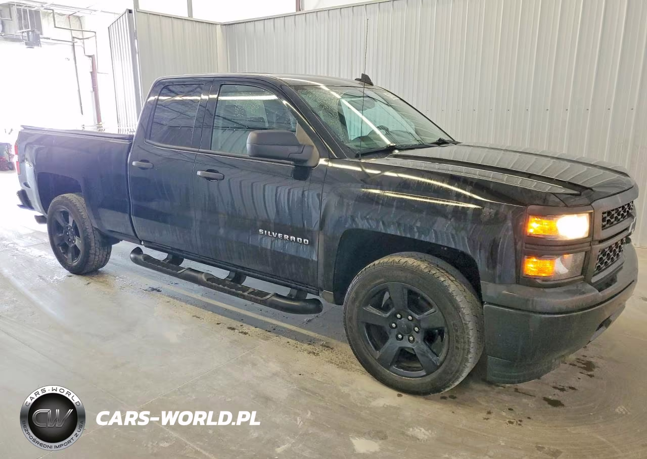 2015 Chevrolet Silverado C1500 VIN:1GCRCPEH8FZ417683 - 4