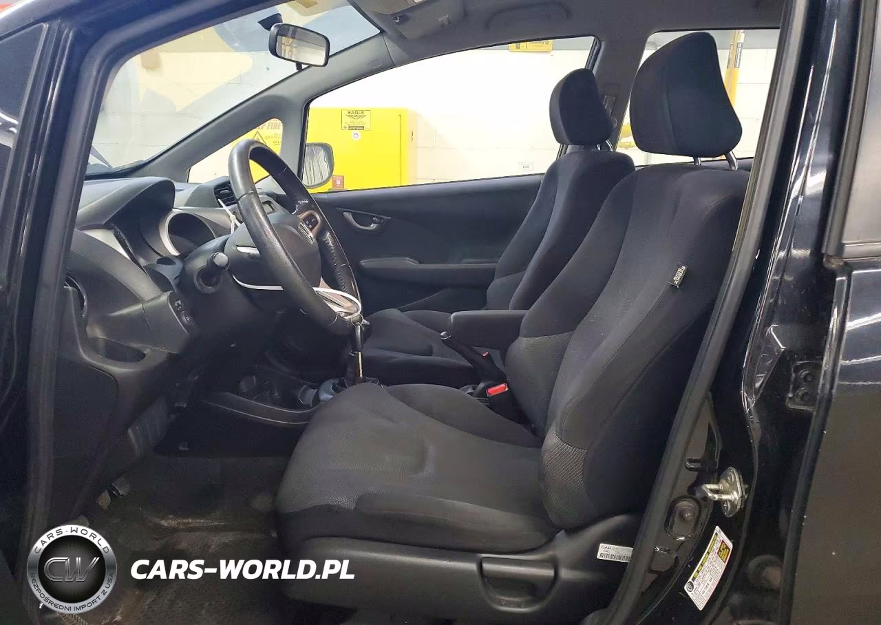 2010 Honda Fit Sport VIN:JHMGE8G40AS016744 - 7