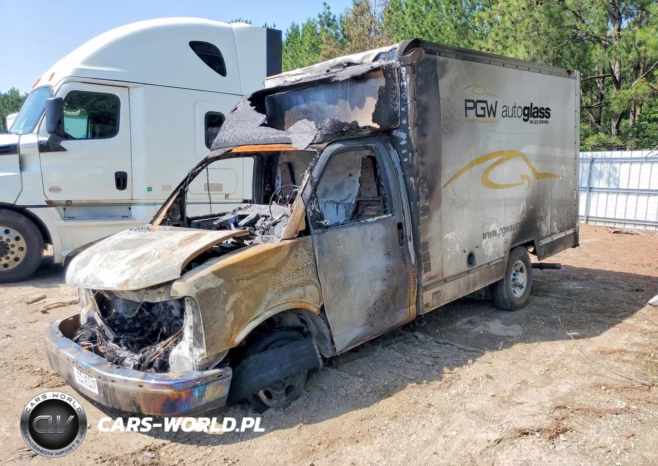 2019 Chevrolet Express Delivery Truck