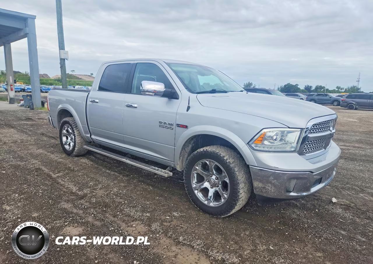 2014 Ram 1500 Laramie VIN:1C6RR6NM6ES474811 - 4