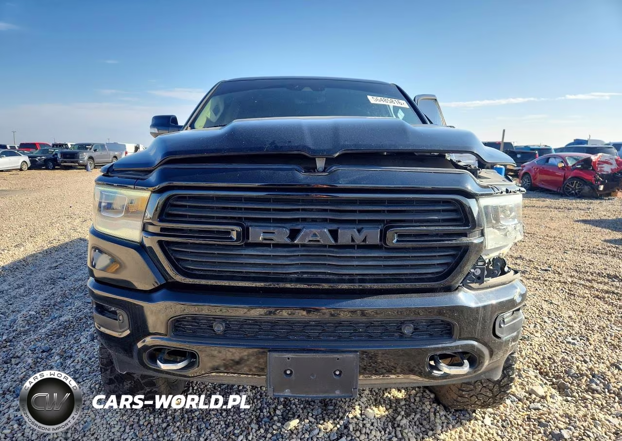 2021 Ram 1500 Laramie VIN:1C6RREJT0MN609530 - 5