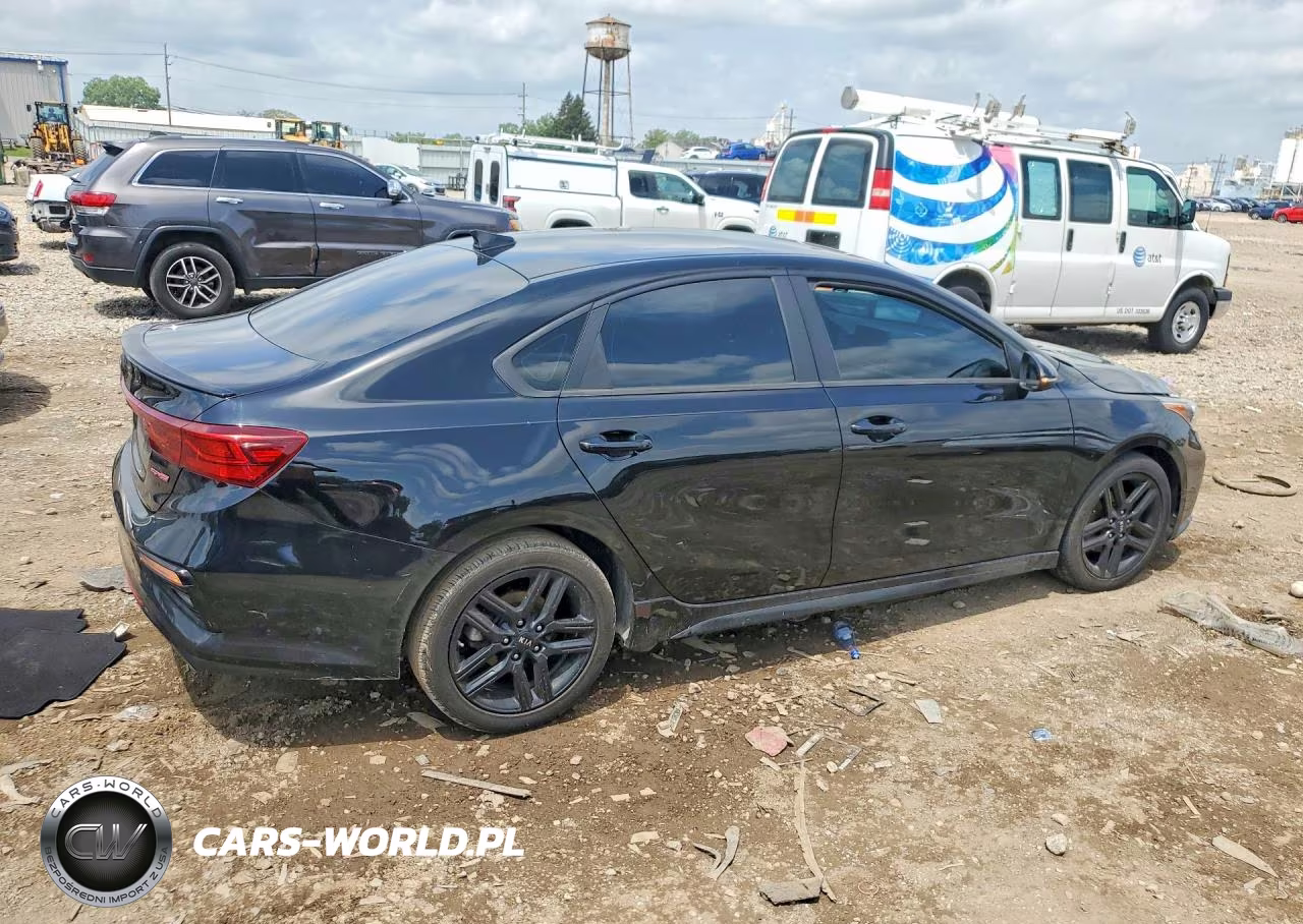 2020 Kia Forte Gt Line VIN:3KPF34AD9LE219609 - 3