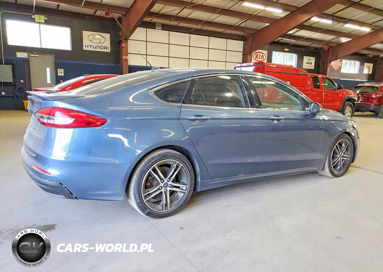 2019 Ford Fusion Titanium VIN:3FA6P0SU4KR212849 - 3
