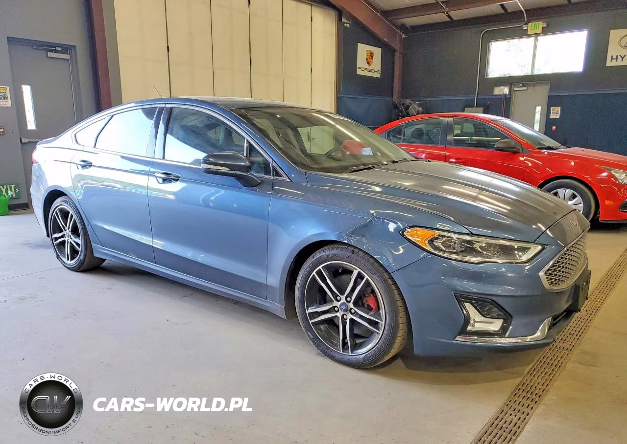 2019 Ford Fusion Titanium VIN:3FA6P0SU4KR212849 - 4