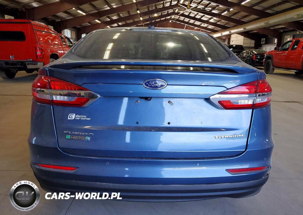 2019 Ford Fusion Titanium VIN:3FA6P0SU4KR212849 - 6