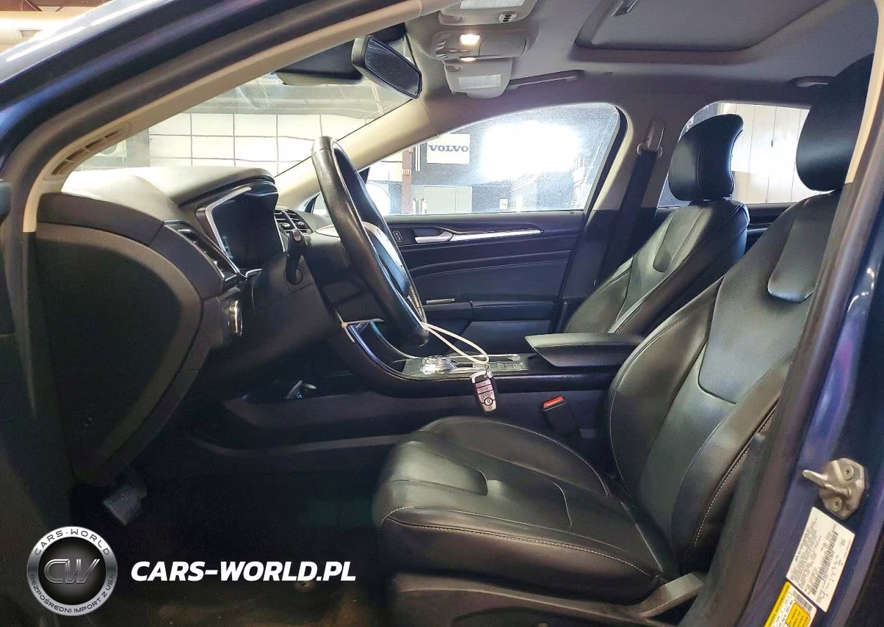 2019 Ford Fusion Titanium VIN:3FA6P0SU4KR212849 - 7