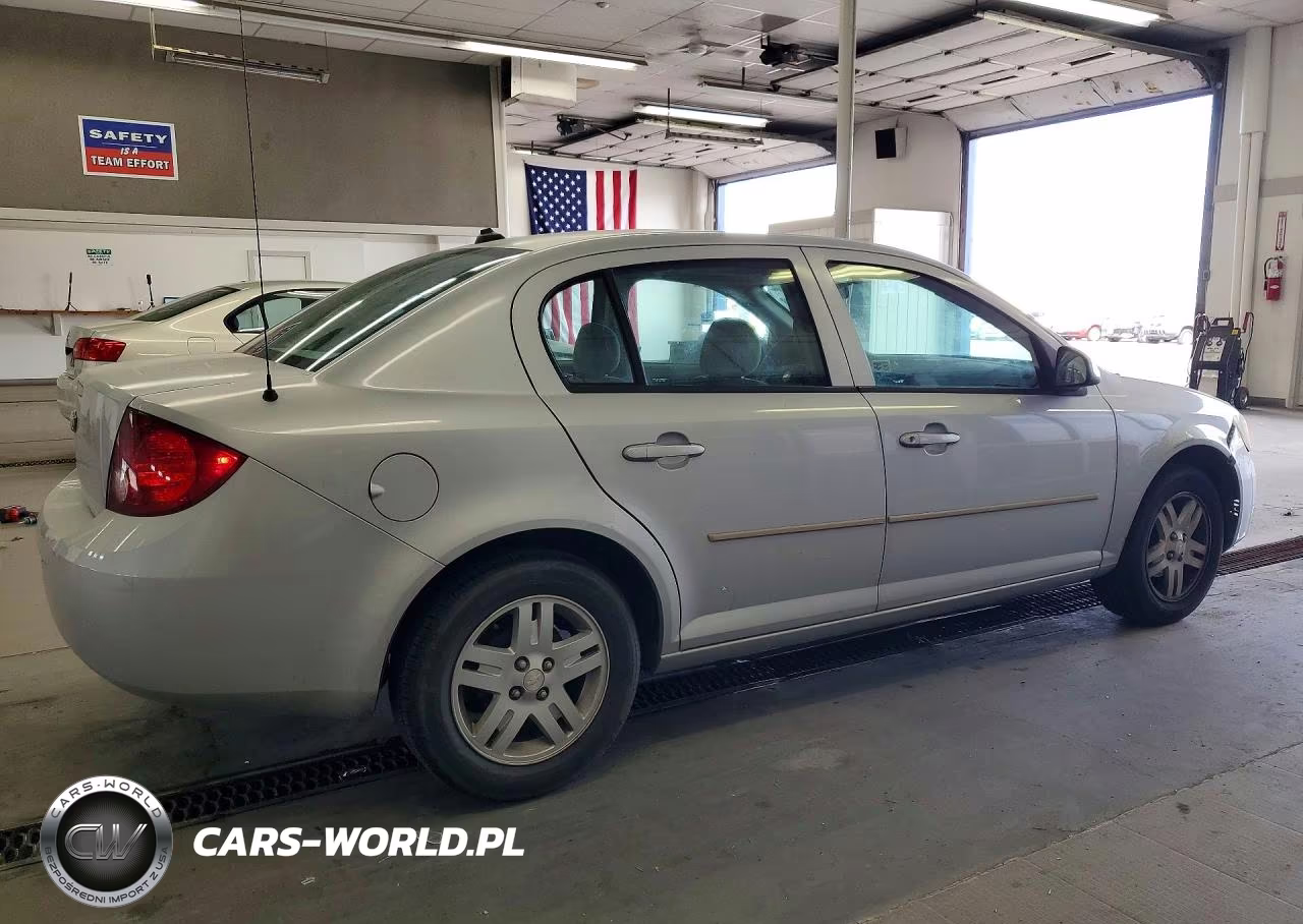 2005 Chevrolet Cobalt Ls VIN:1G1AL52F457553512 - 3