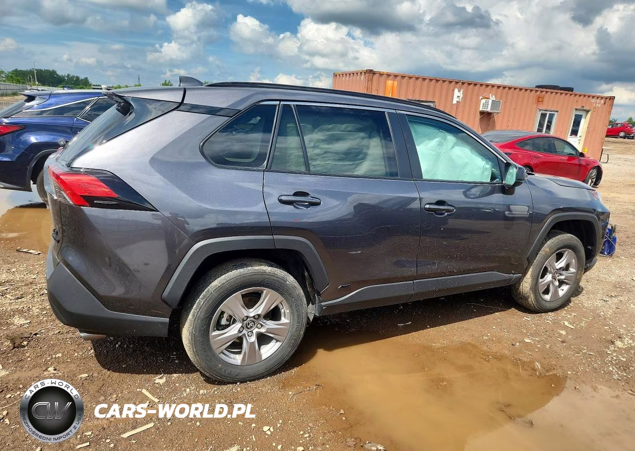 2024 Toyota Rav4 Le VIN:4T3LWRFV4RU121013 - 3