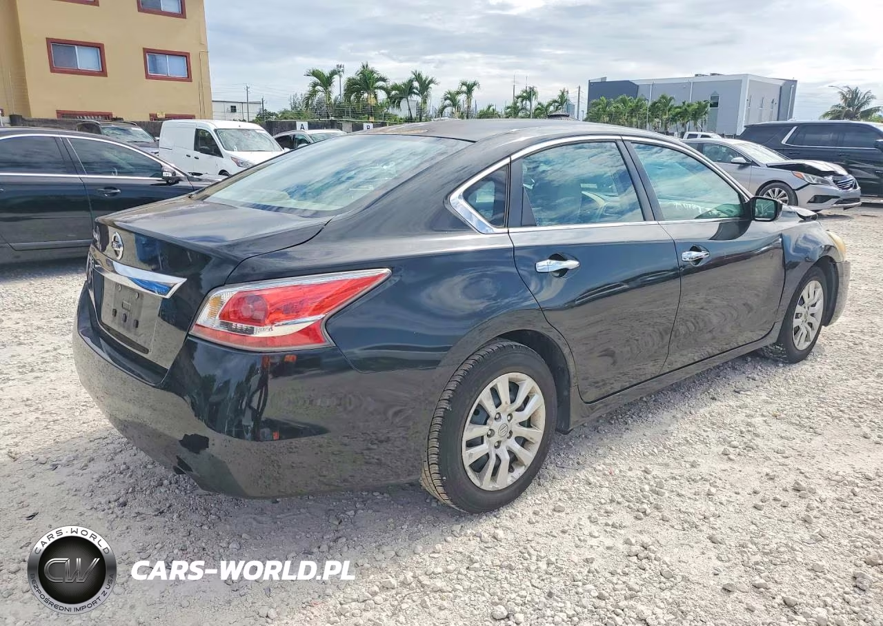 2015 Nissan Altima 2.5 VIN:1N4AL3AP2FC481472 - 3