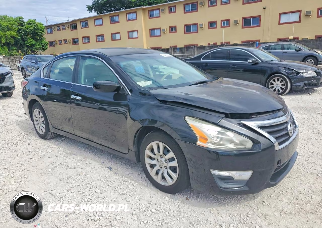 2015 Nissan Altima 2.5 VIN:1N4AL3AP2FC481472 - 4