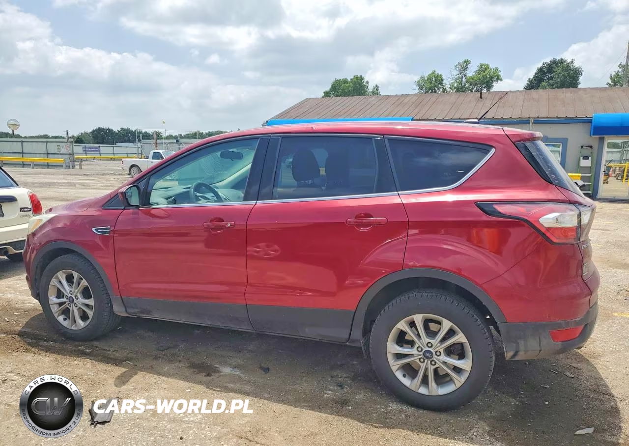 2017 Ford Escape Se VIN:1FMCU0GD2HUD66116 - 2