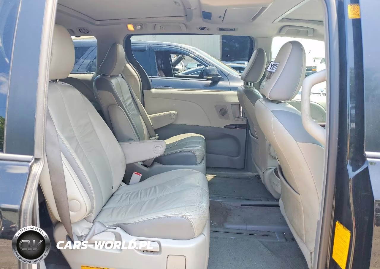 2011 Toyota Sienna Limited 7-Passenger VIN:5TDDK3DC0BS013350 - 10