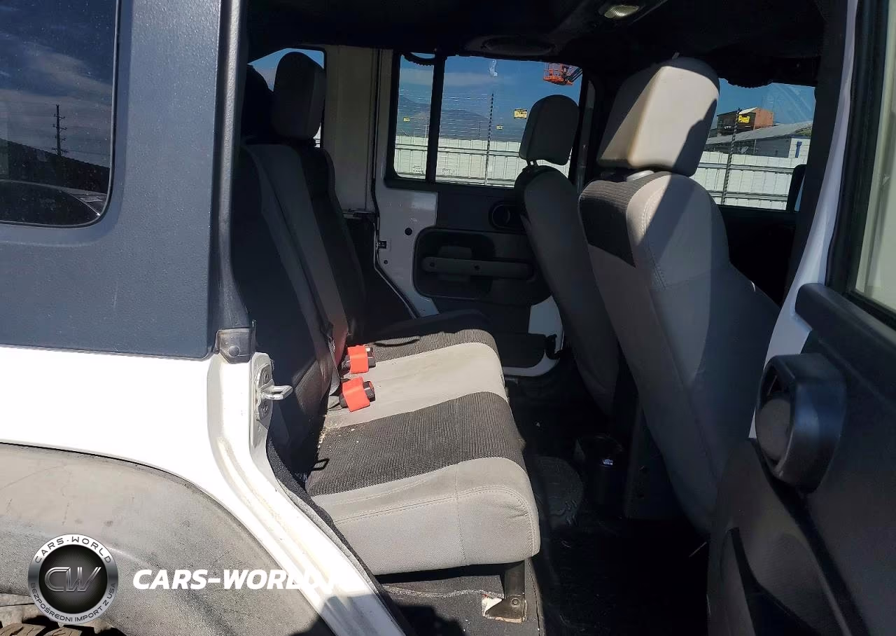 2007 Jeep Wrangler X VIN:1J4GA39167L201865 - 10