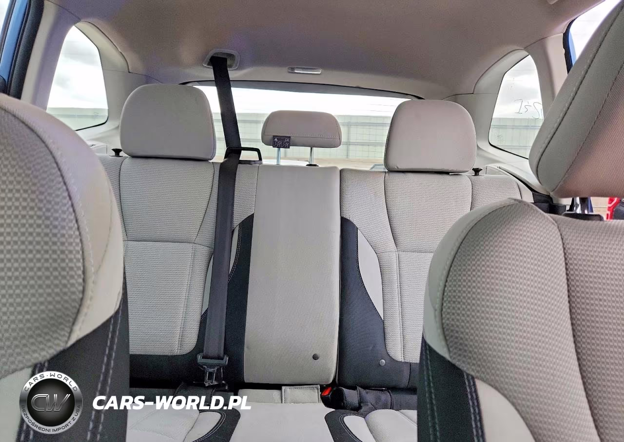 2019 Subaru Forester VIN:JF2SKACC2KH566441 - 10