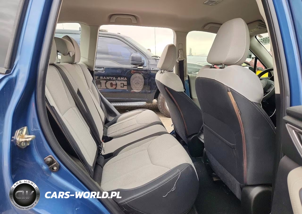 2019 Subaru Forester VIN:JF2SKACC2KH566441 - 11