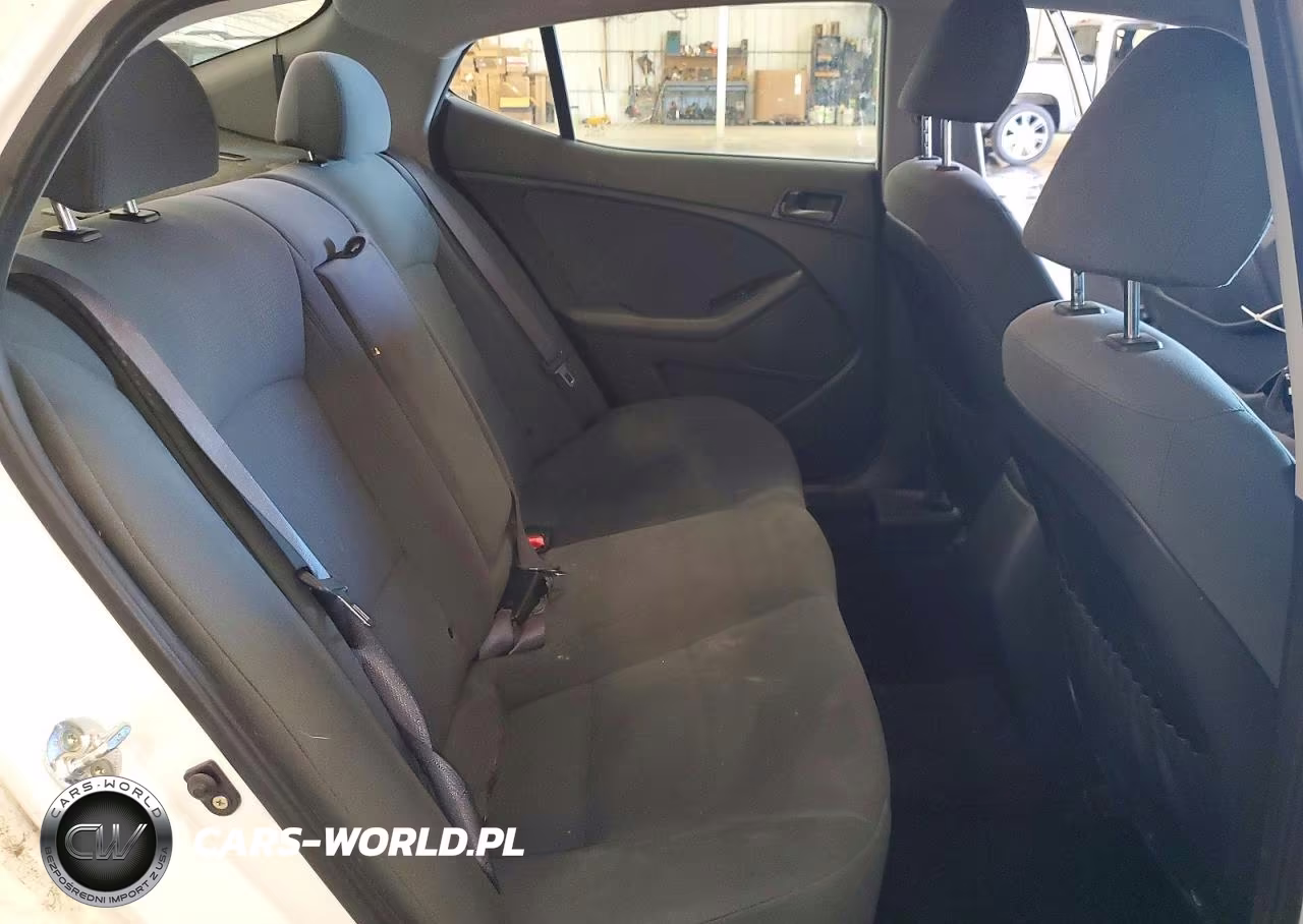 2015 Kia Optima Lx VIN:KNAGM4A7XF5596619 - 10