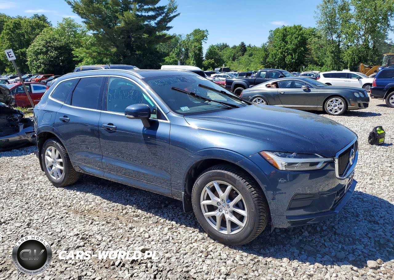2018 Volvo Xc60 T5 Momentum VIN:YV4102RK5J1064855 - 4