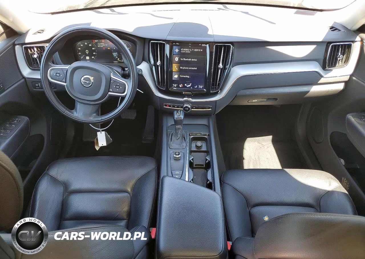 2018 Volvo Xc60 T5 Momentum VIN:YV4102RK5J1064855 - 8